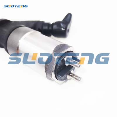 Injecteur de carburant pour moteur SA6D125E