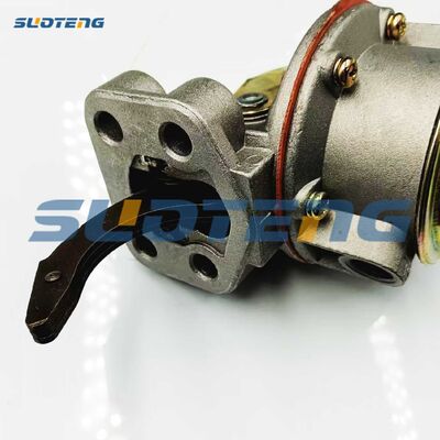 143-8498 Pompe de transfert de carburant pour chargeuse sur pneus 924G