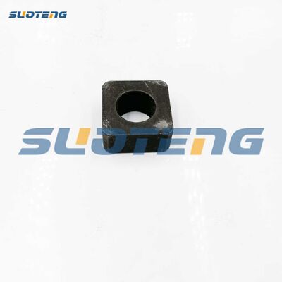 1662287 Dispositif d'écartement de boulons pour le moteur D6R